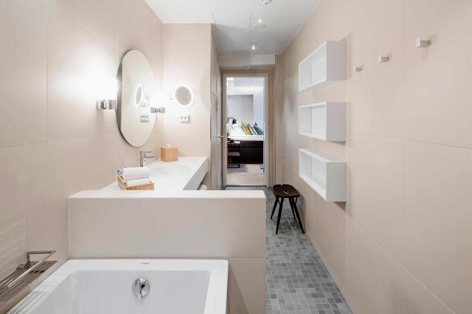 One-Bedroom Suite