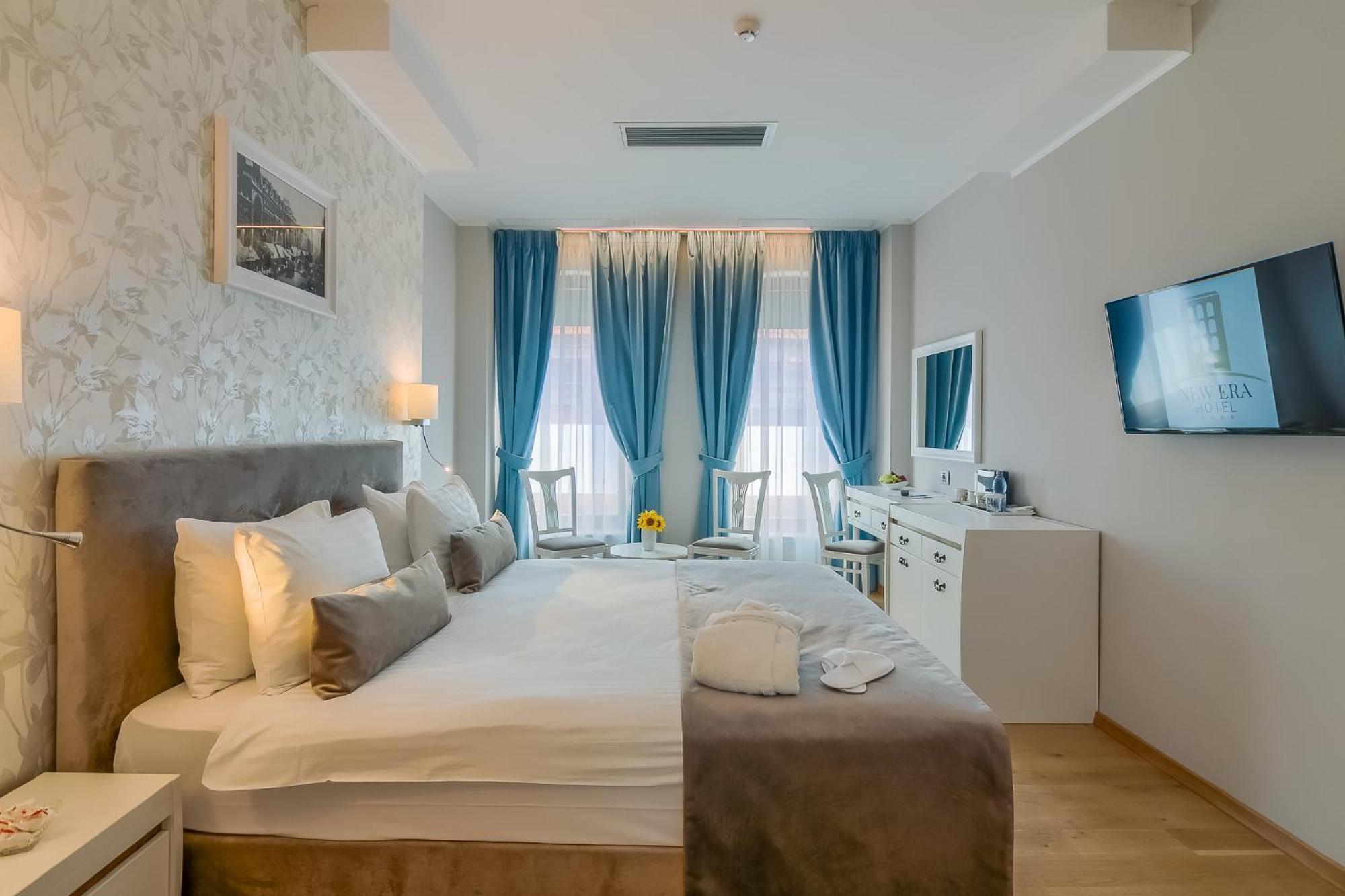 Deluxe Superior Room