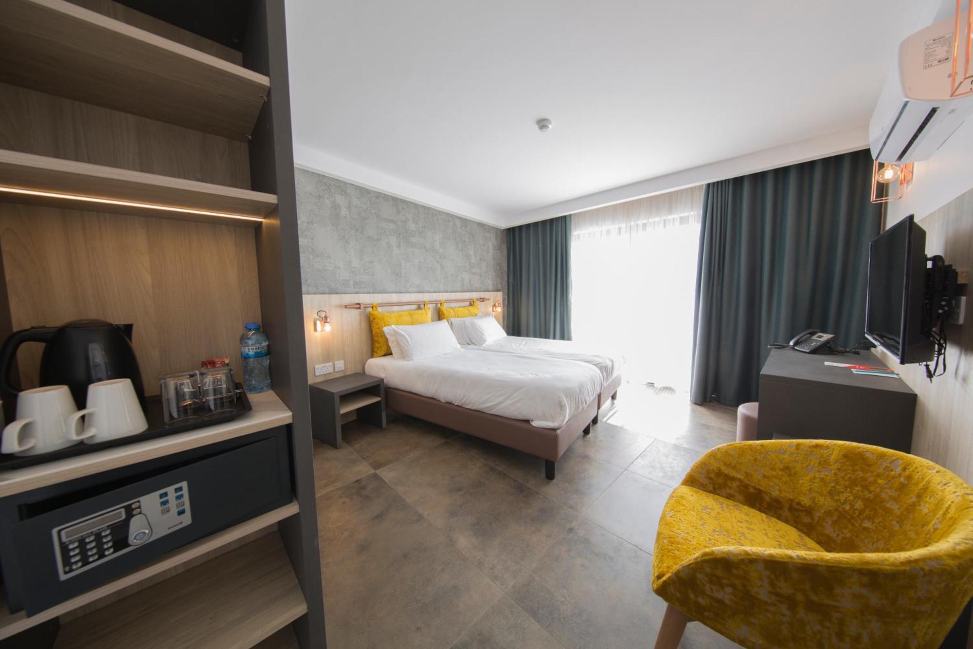 Deluxe Double or Twin Room Balcony