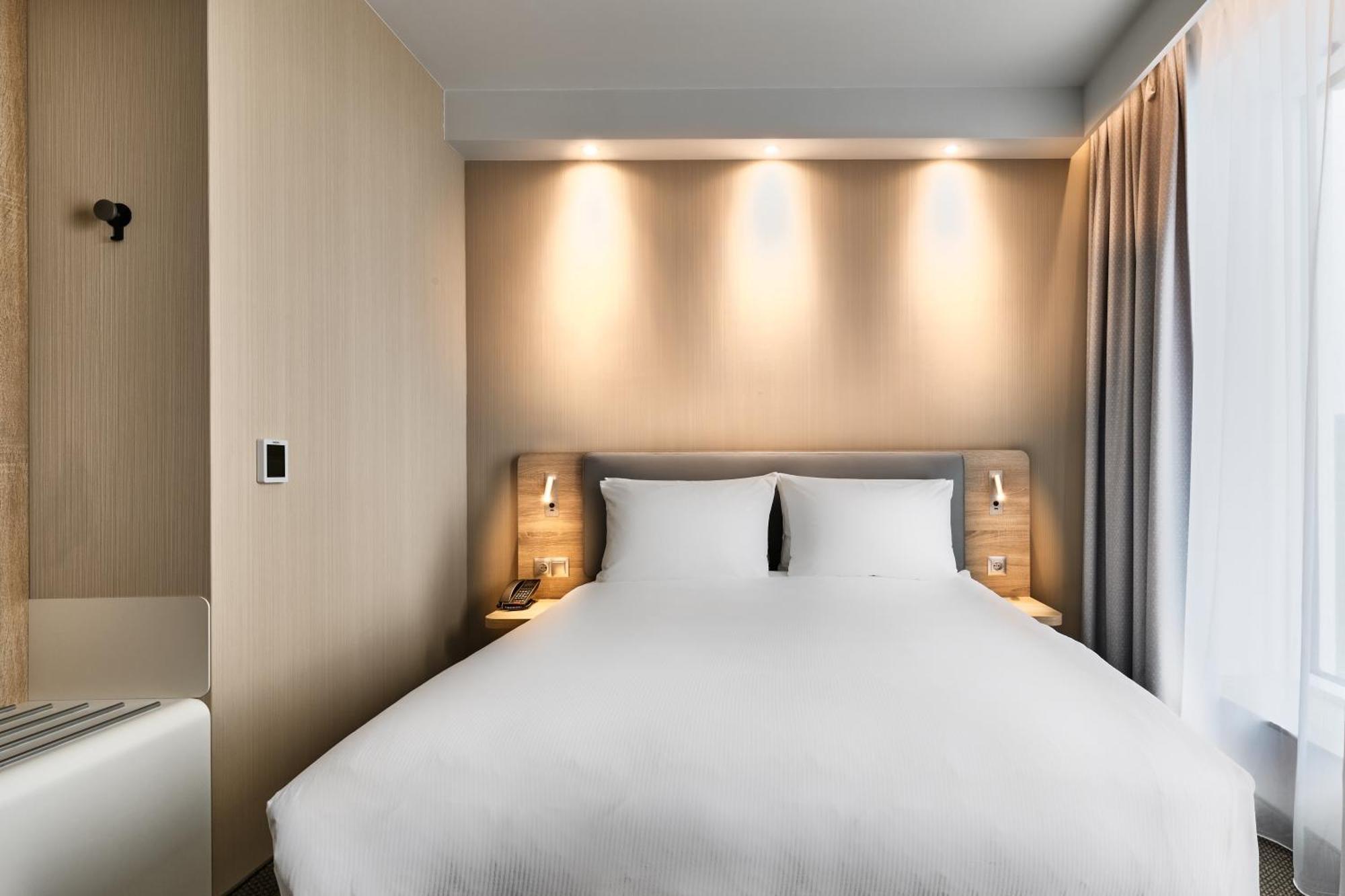 Standard Double Room City View
