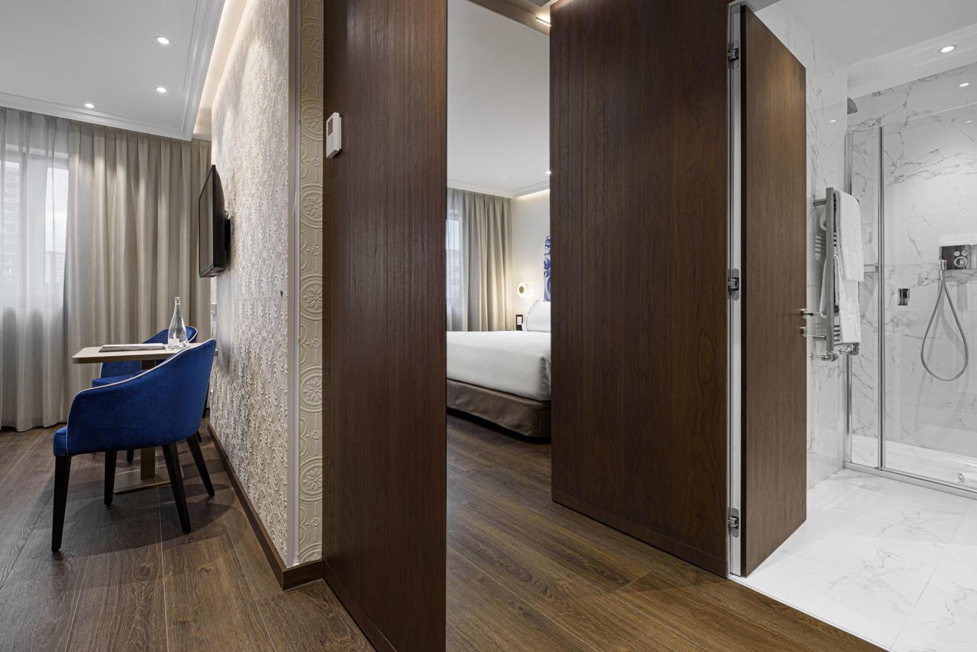 Deluxe Double or Twin Room City View