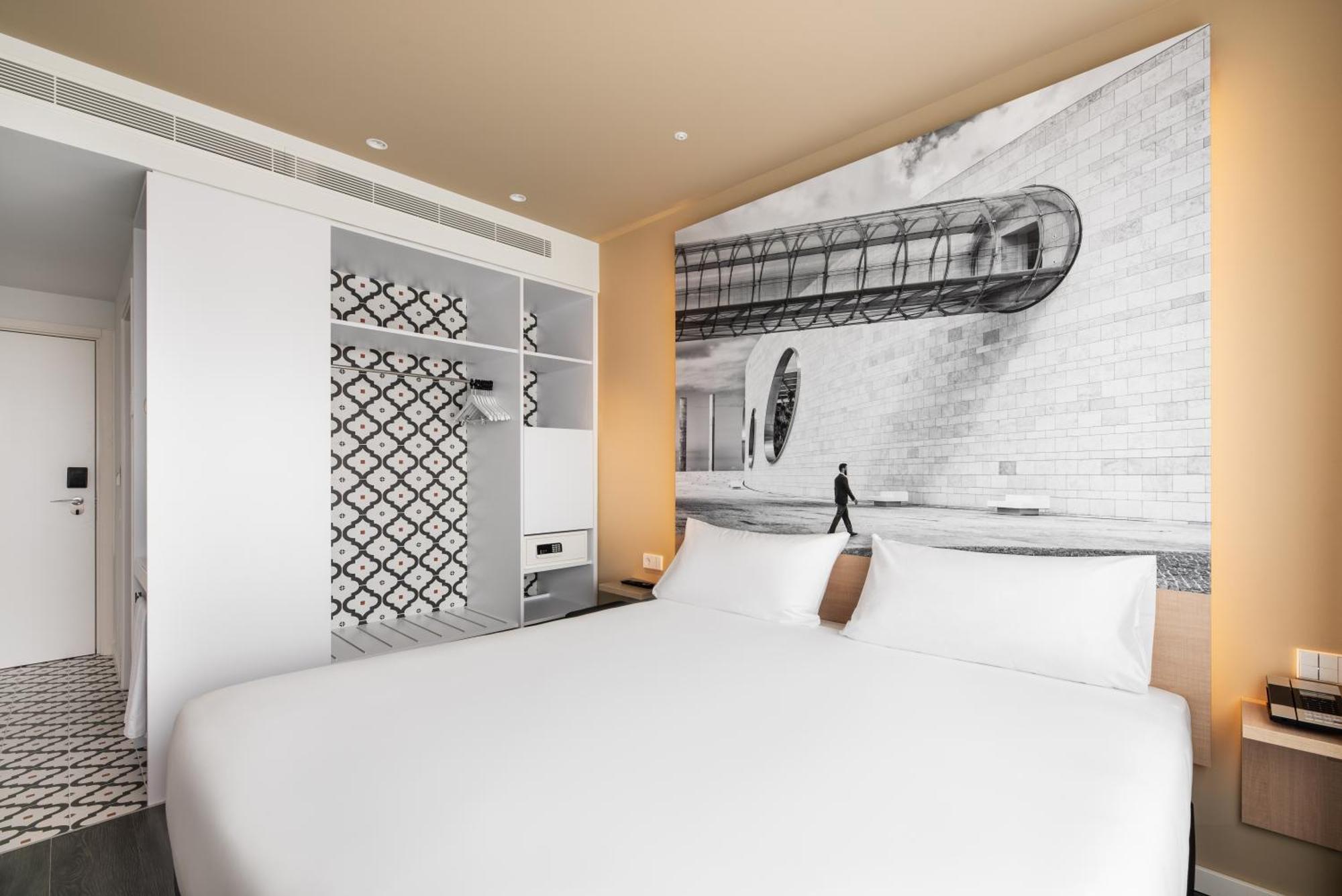 Deluxe Double or Twin Room River View