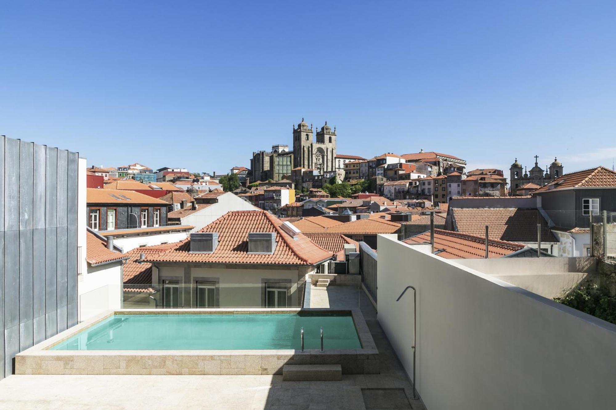 Premium King Room Balcony Cathedral View