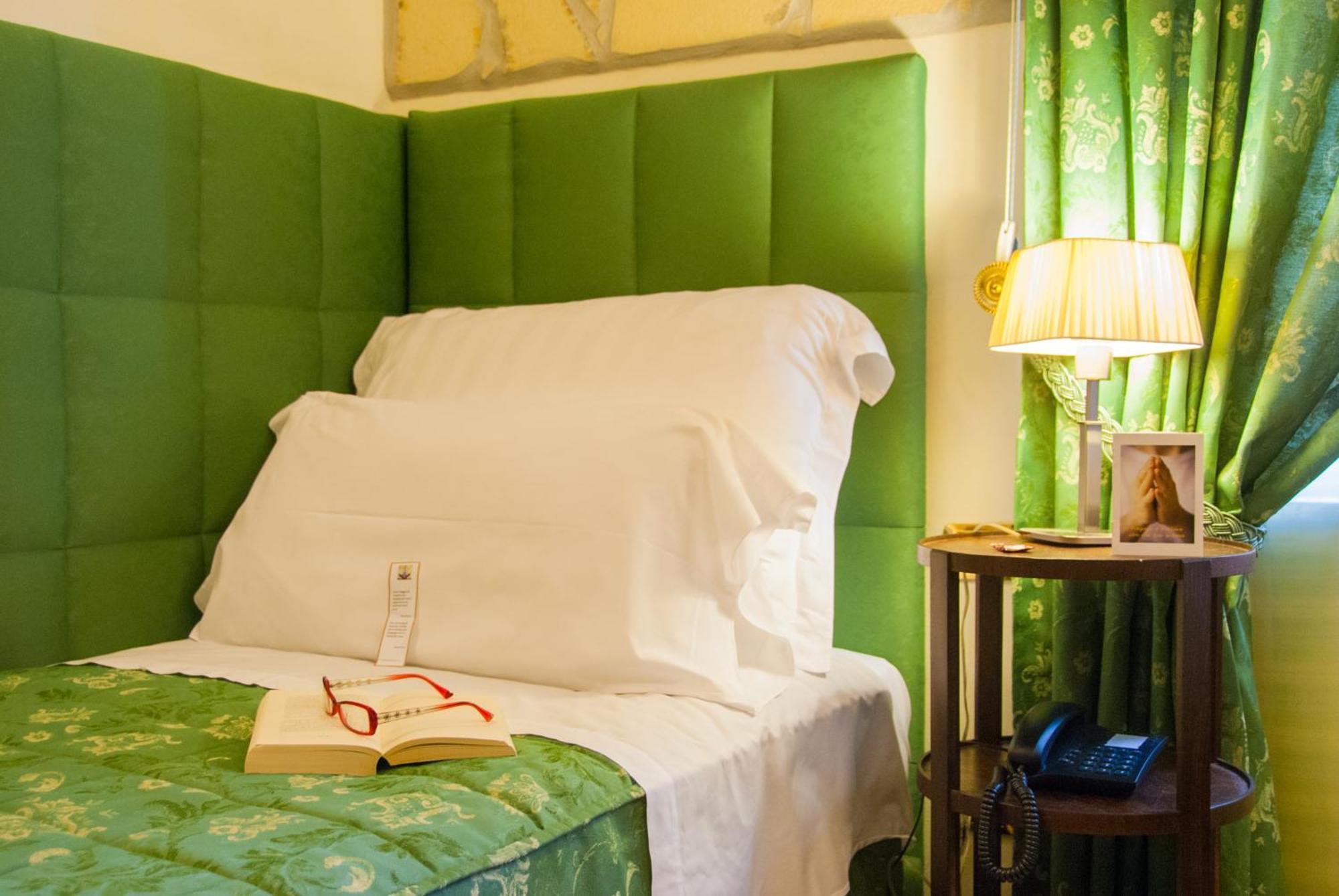 Economy Single Room