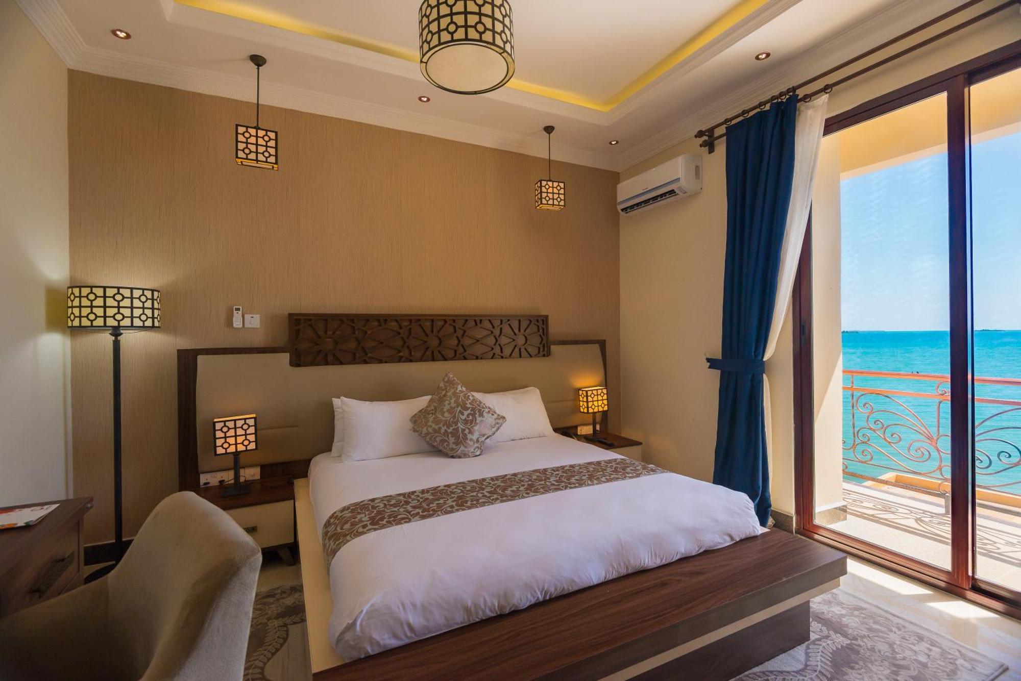 Superior King Room Ocean View