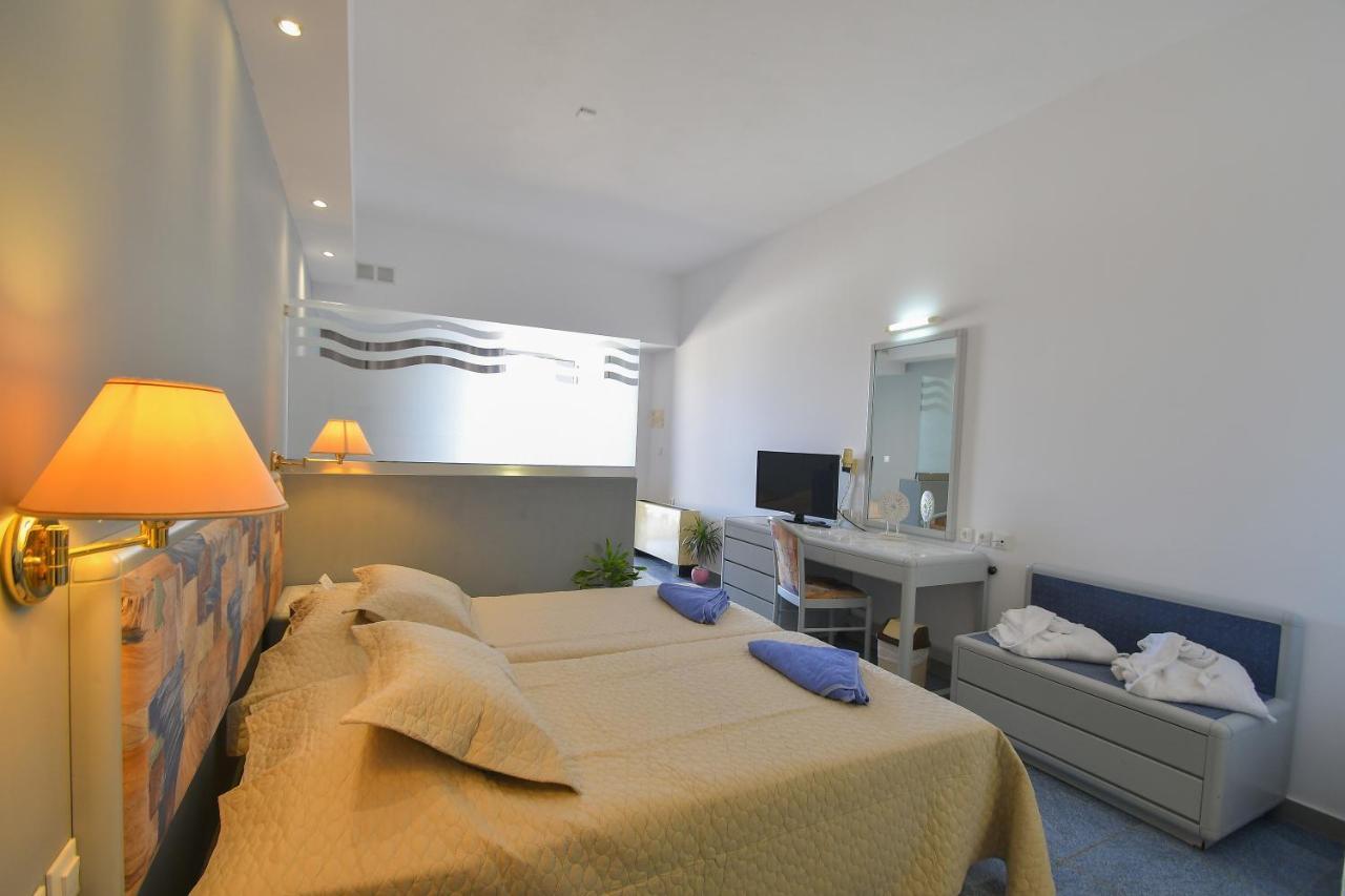 Camera Familiare con Vista Mare