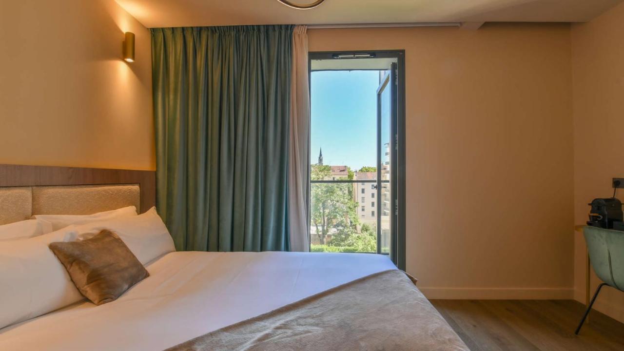 Double Room Garden View