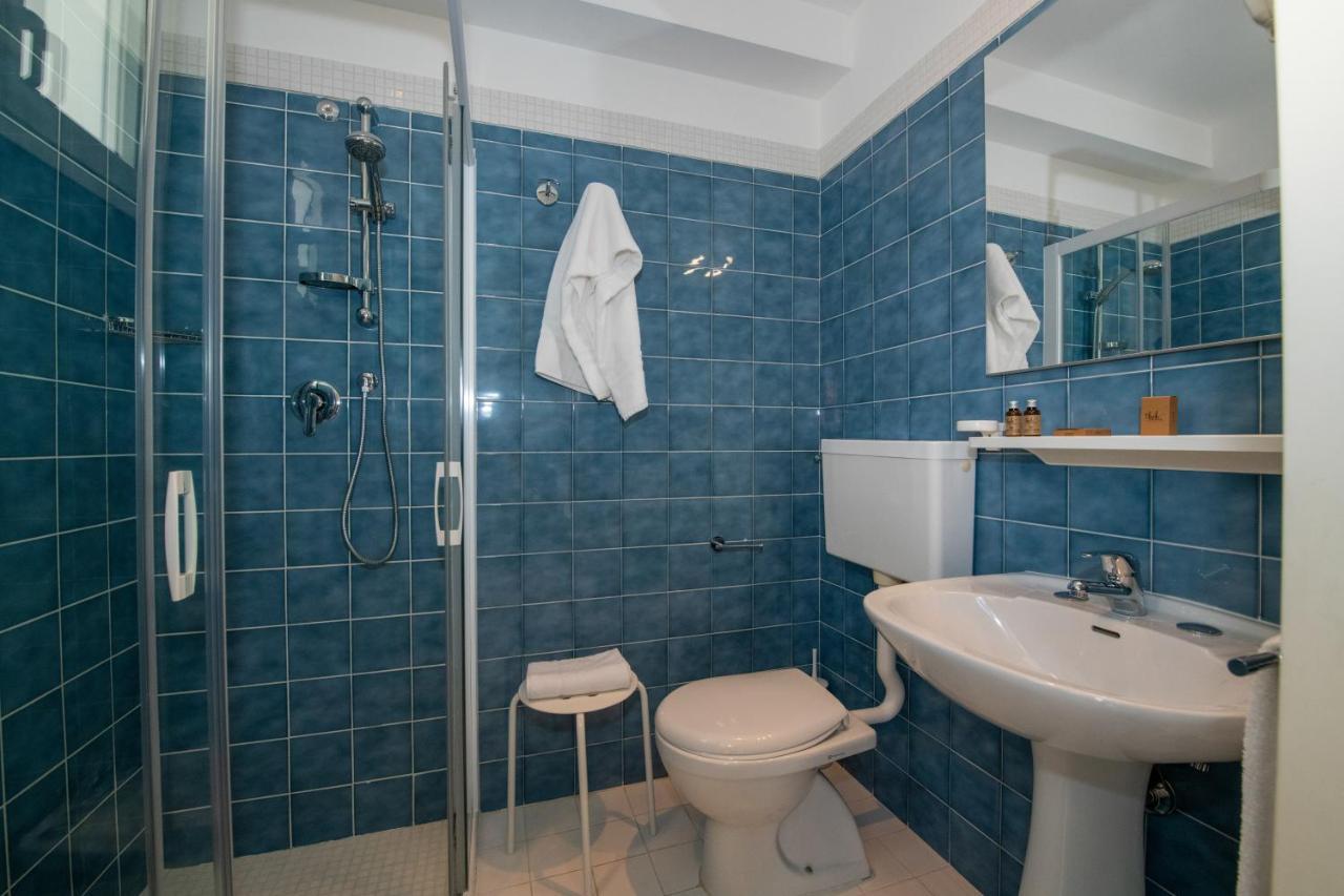 Camera Familiare Deluxe con Vista Mare Frontale