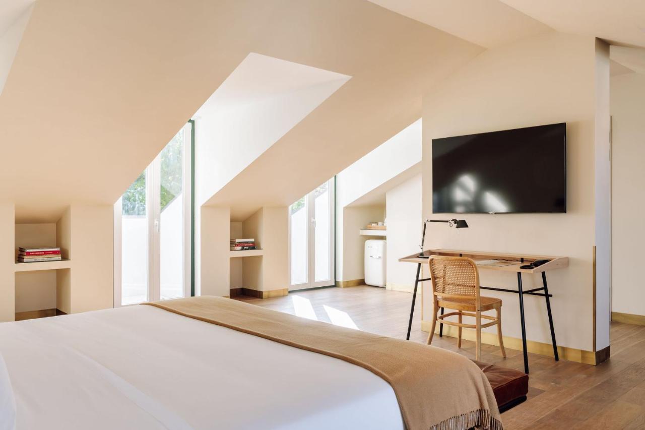 Deluxe Attic Suite