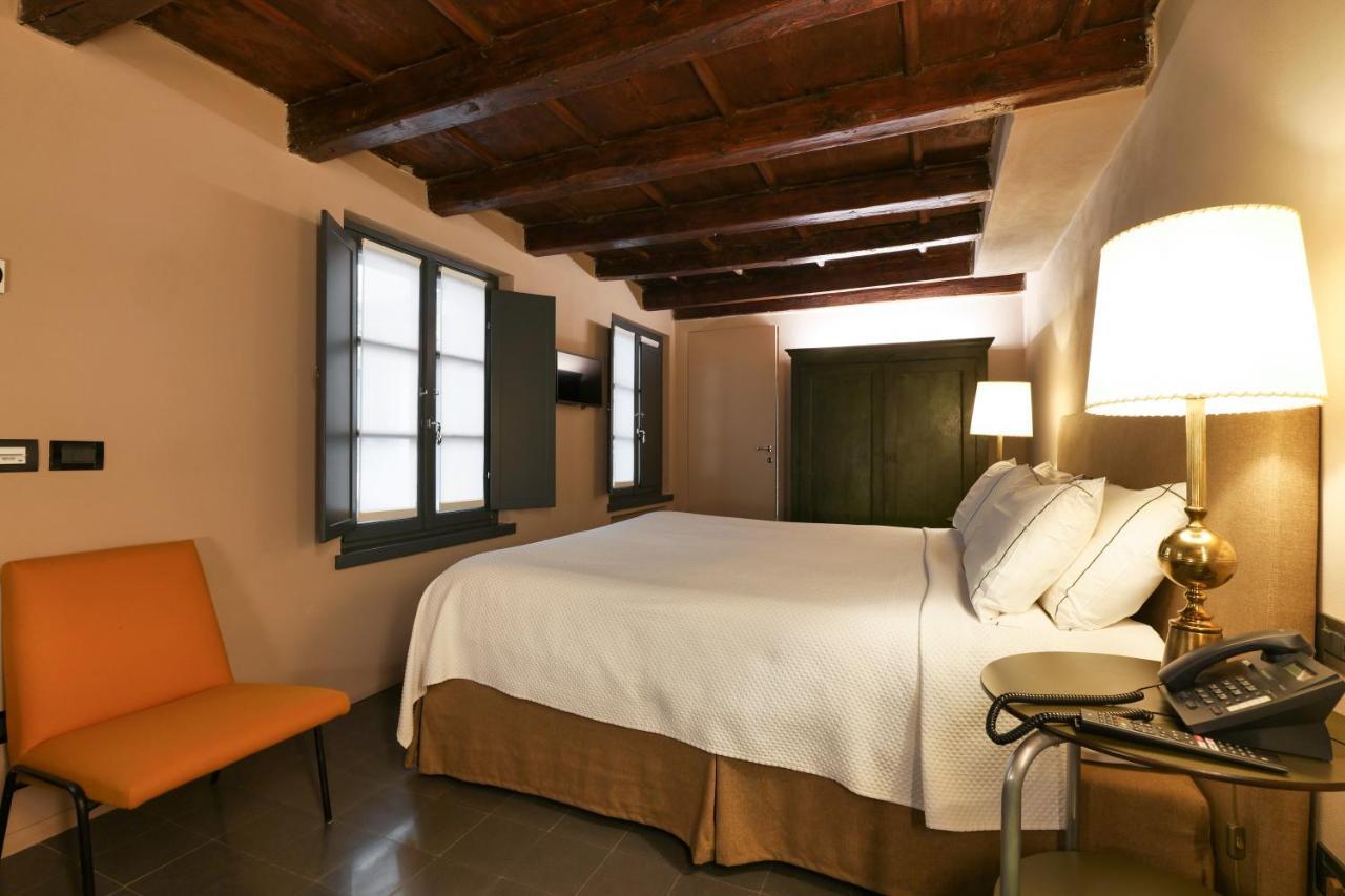Deluxe Double or Twin Room Courtyard View Annex