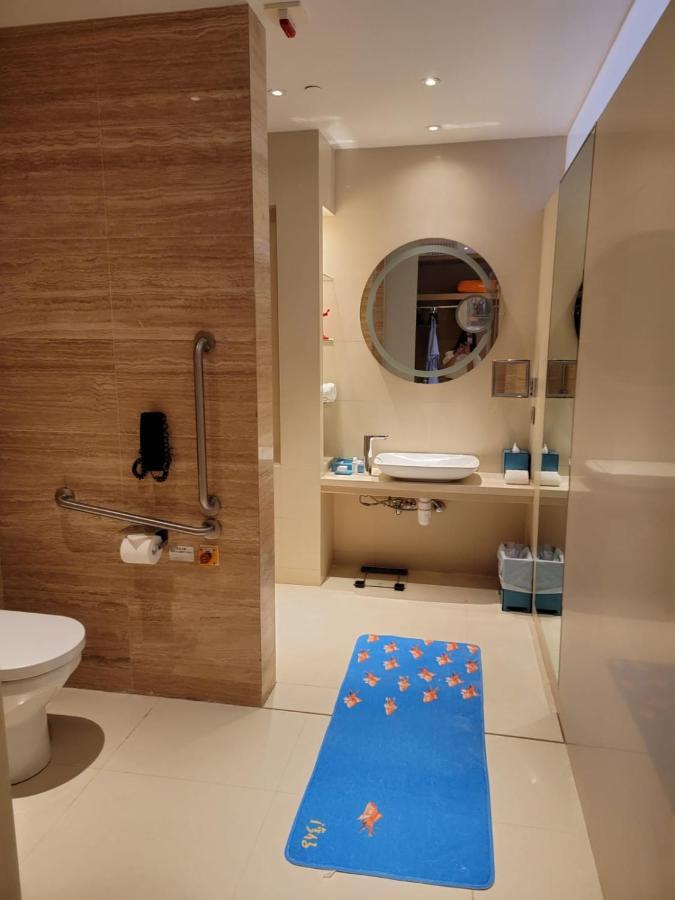 Premium King Room Disability Access