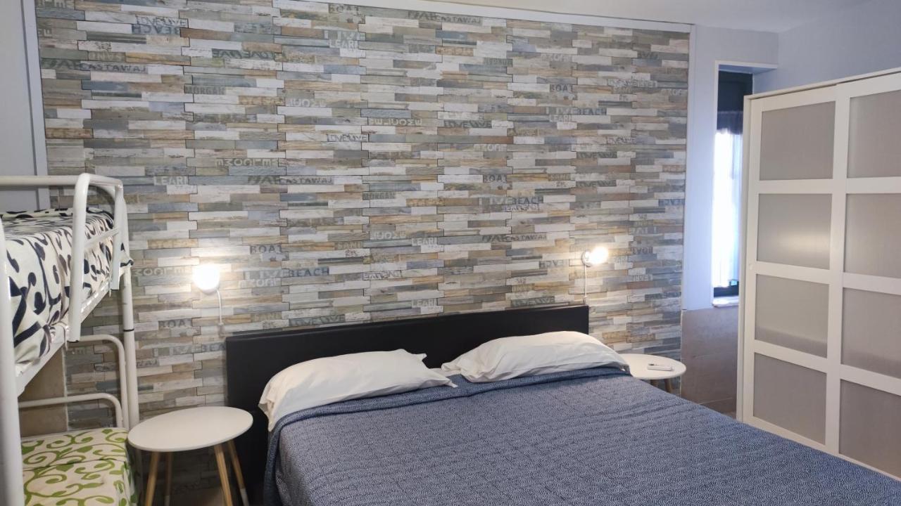 Camera Familiare con Bagno Privato