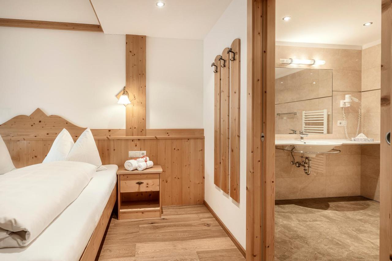 Superior Double Room,1307724322:JPEG