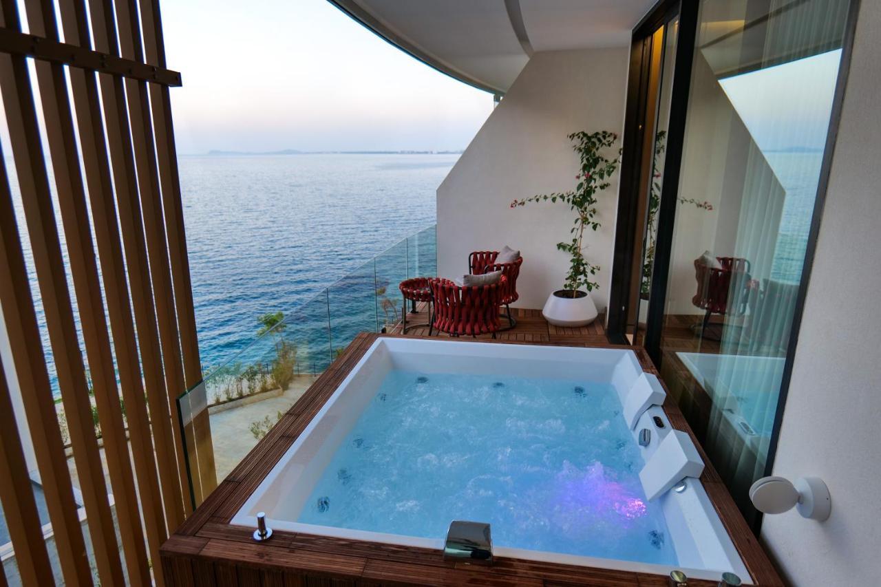 Suite Superior con Vista Mare Laterale