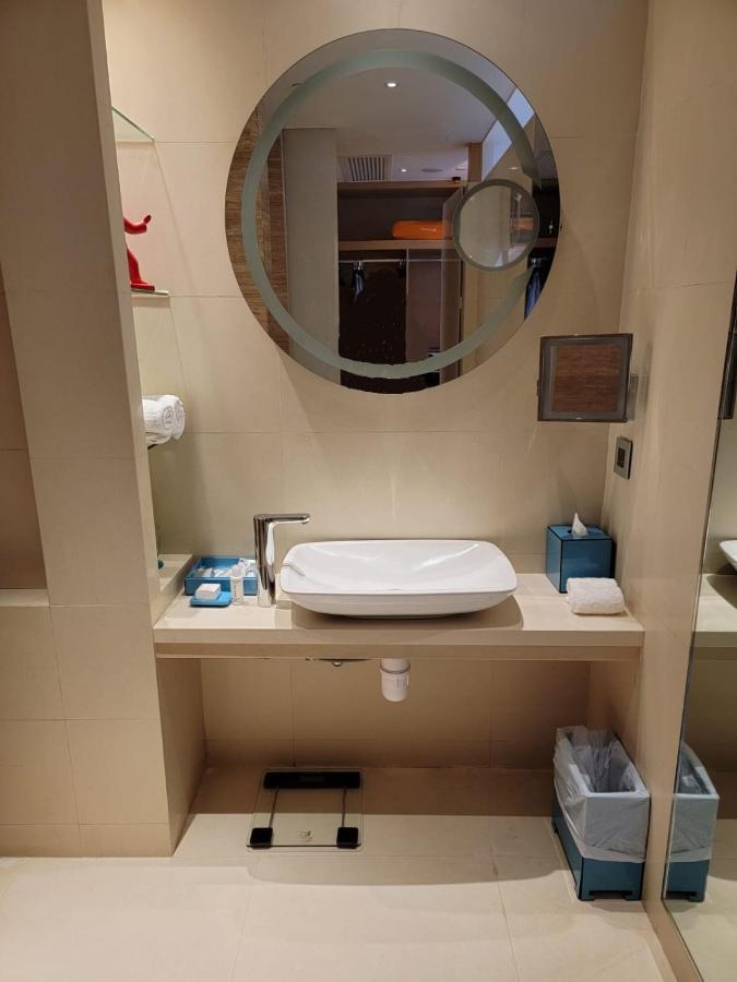 Premium King Room Disability Access