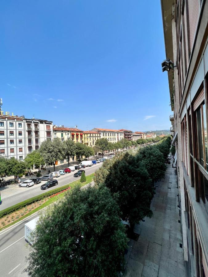 Appartamento con Vista e Balcone