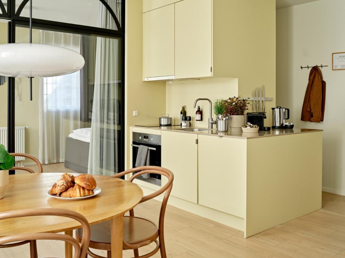 Superior One-Bedroom Apartment