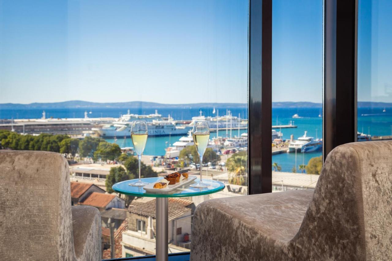 Deluxe Suite Sea View