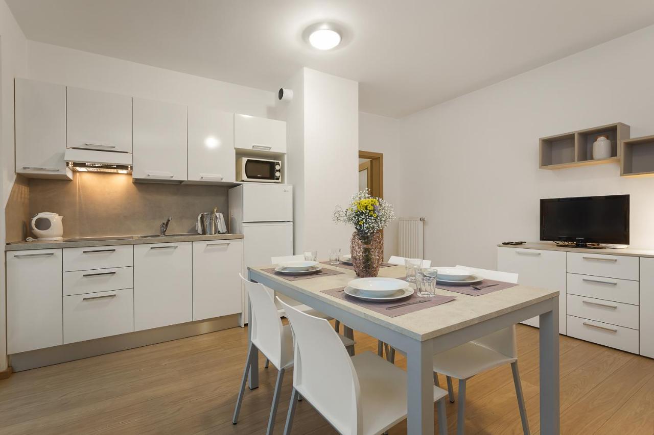 Appartamento con 2 Camere da Letto e Balcone (6 Persone)