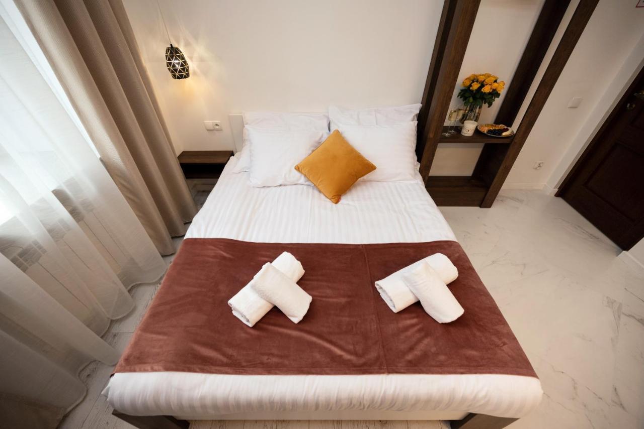 Deluxe Queen Room Two Queen Beds