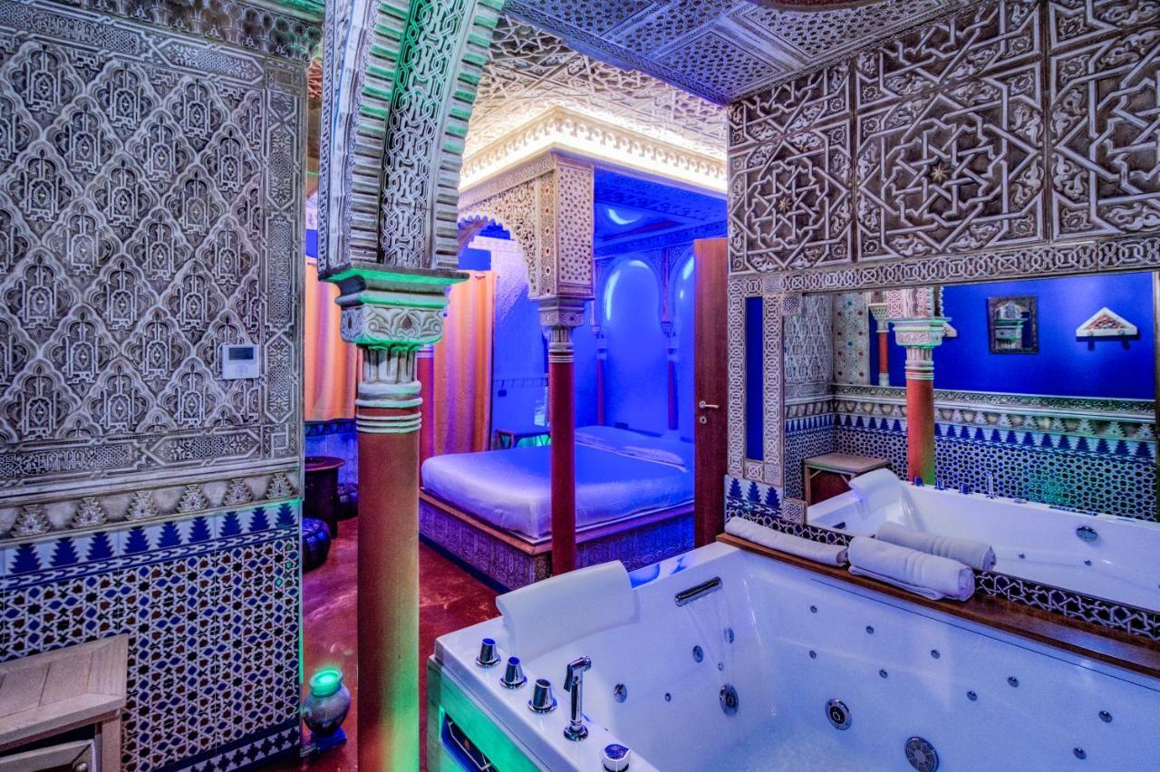 Queen Room Spa Bath