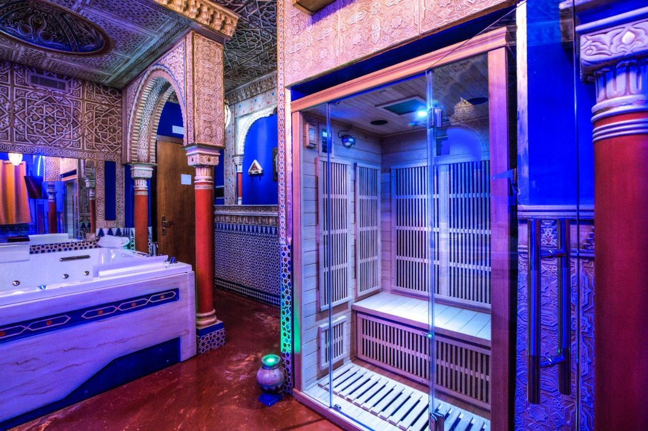 Queen Room Spa Bath