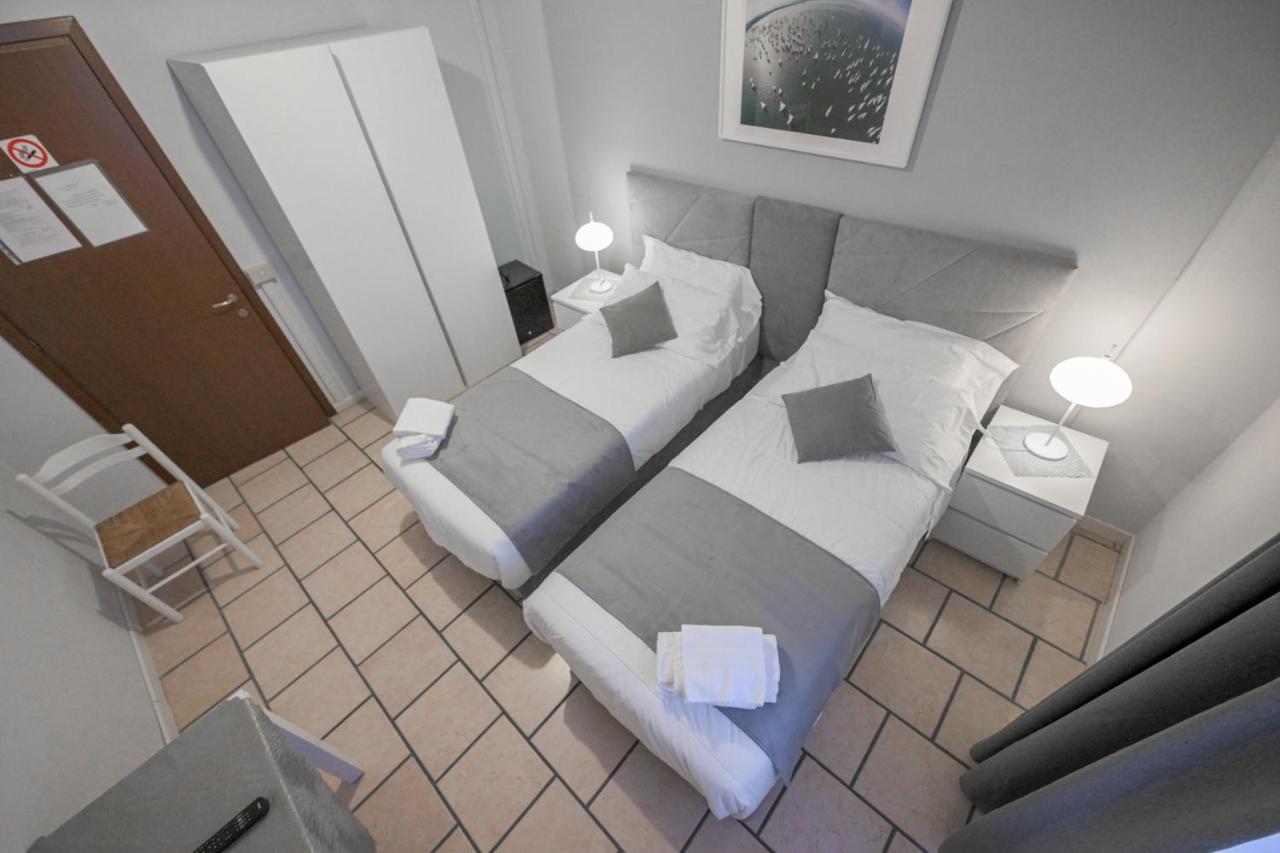 Camera Singola con Bagno in Comune