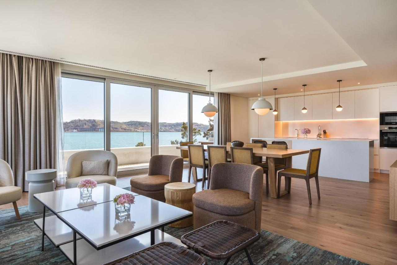 Three-Bedroom Apartment River View