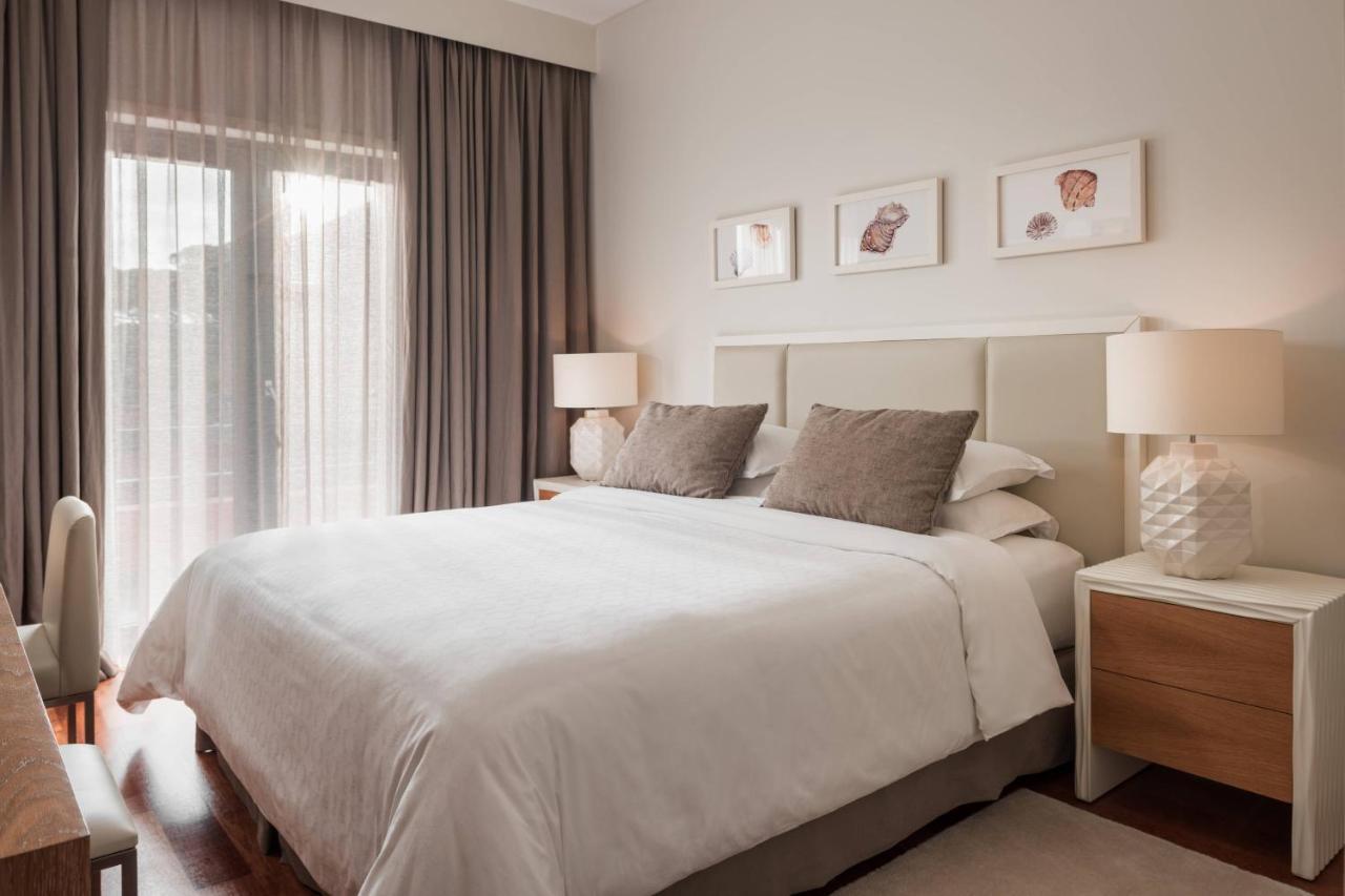 Premium Three-Bedroom Residence Garden View