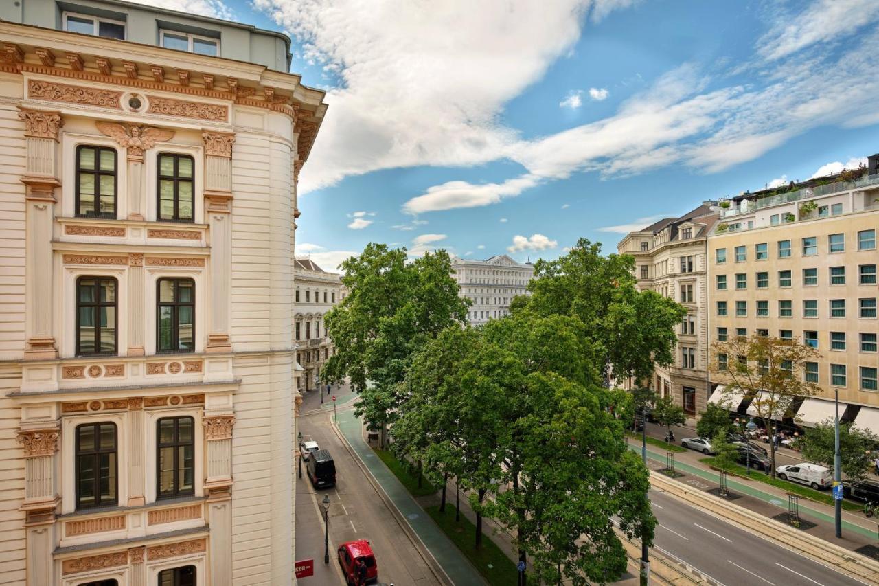 Suite Ritz-Carlton Albertina con Accesso al Club Lounge e Vista sulla Città