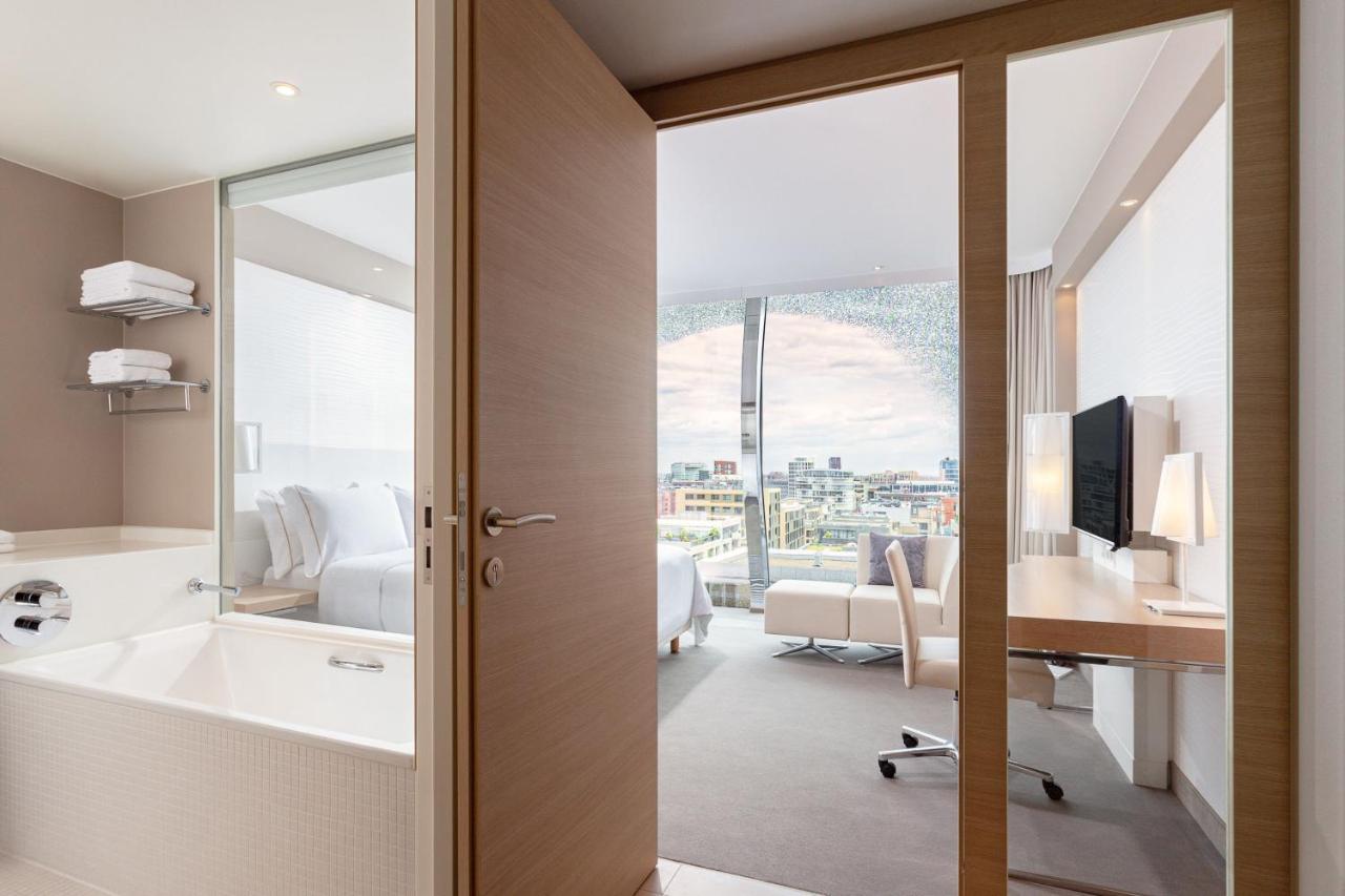Suite Familiare con 1 Letto King-Size e Divano Letto