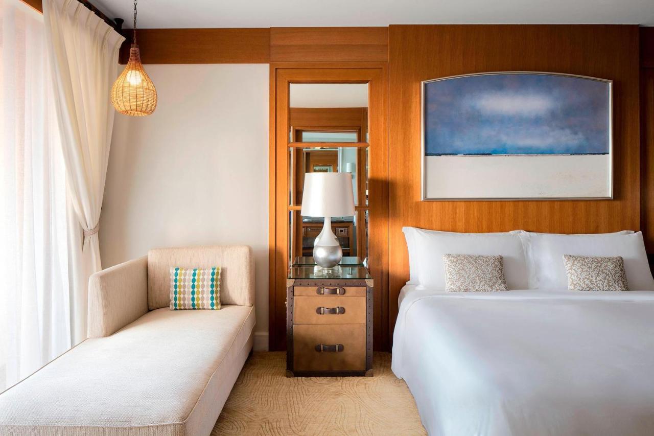Premium Sea view Room Guest room 2 Queen Sofa bed