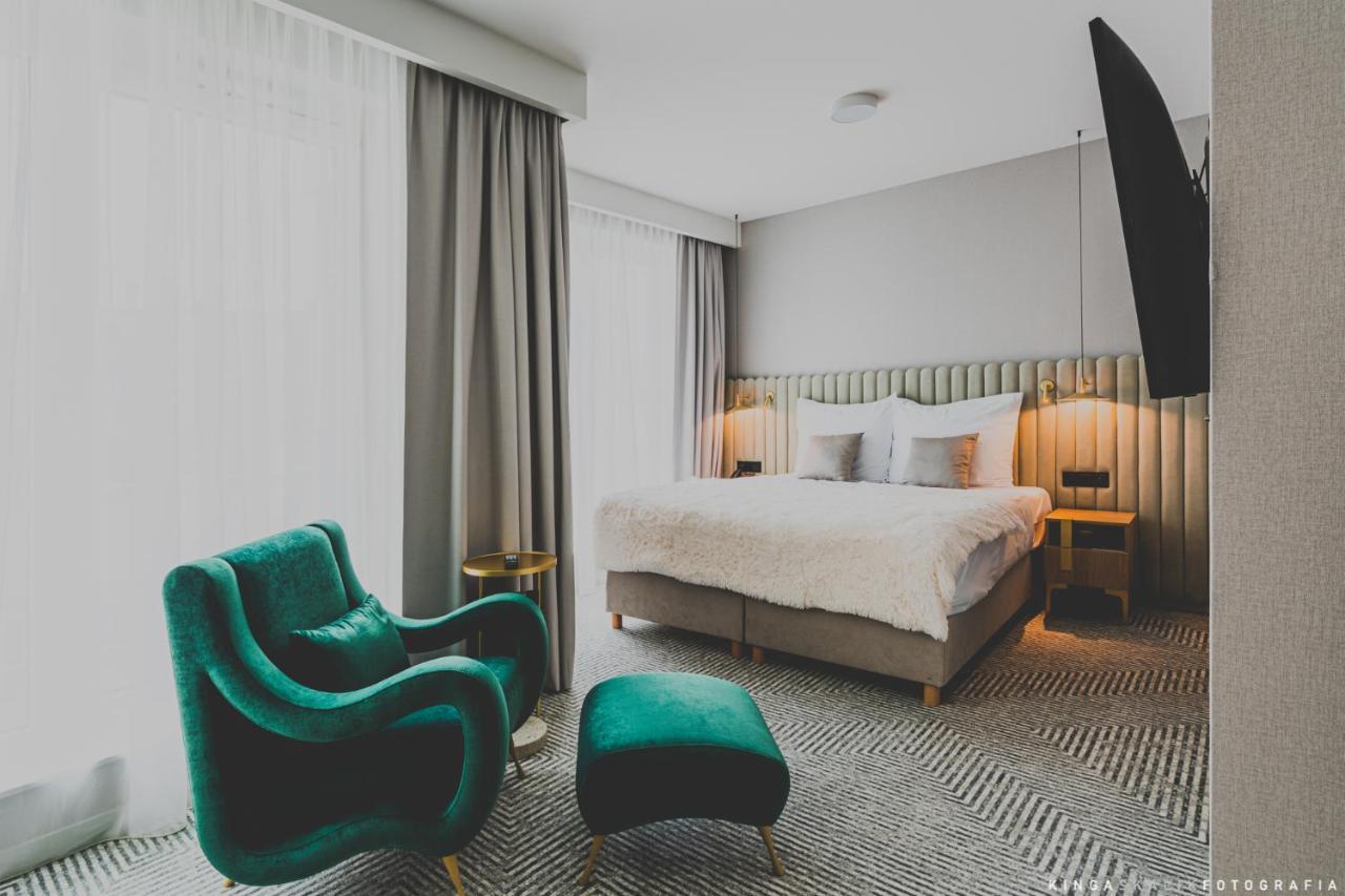 Junior Suite 1 King Bed Balcony
