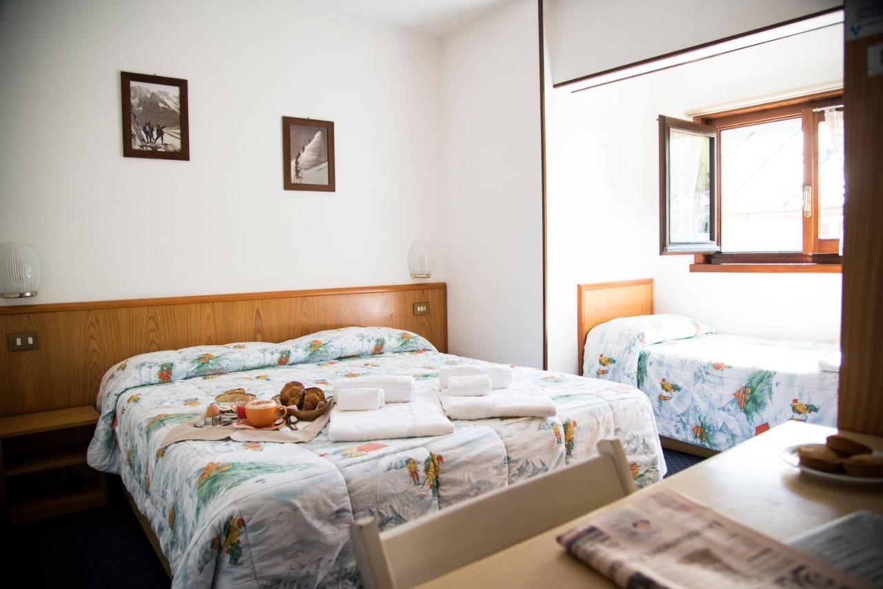 Camera Familiare (2 Adulti + 1 Bambino)