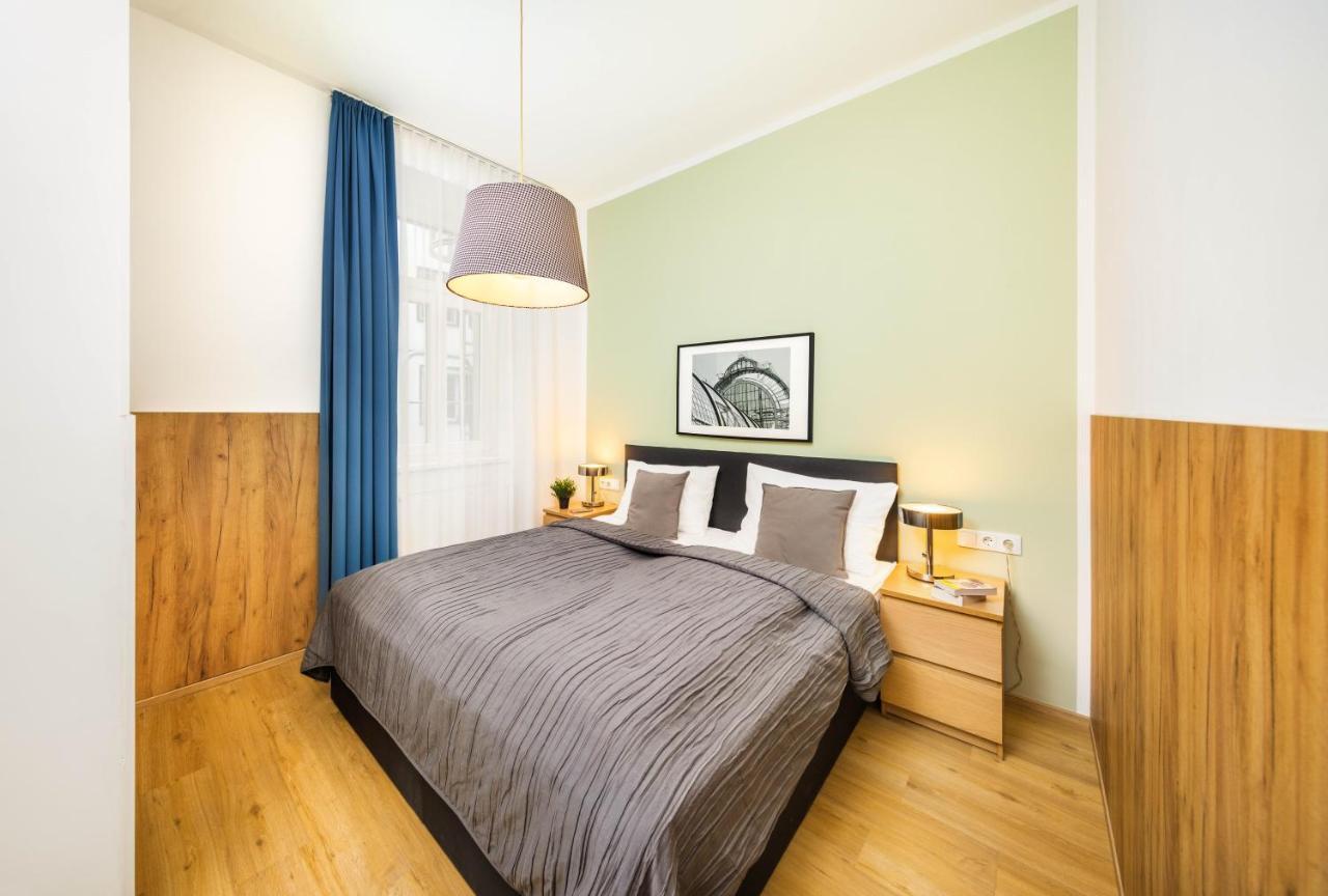 Suite con 1 Camera da Letto, Balcone e Aria Condizionata