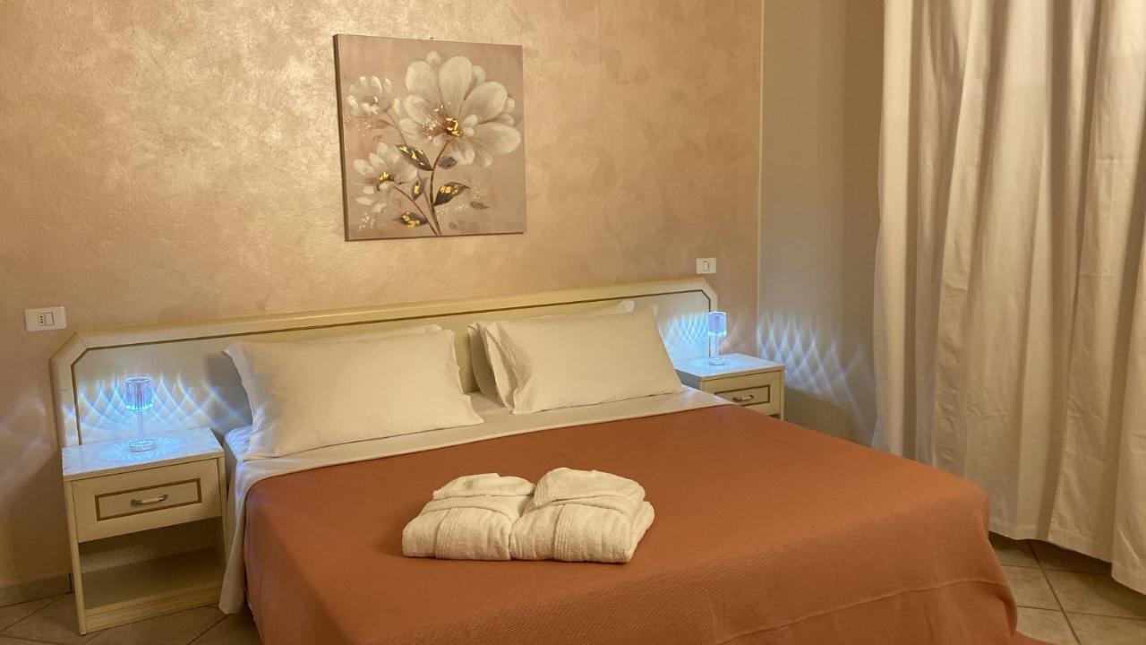 Camera Matrimoniale/Doppia con Letti Singoli con Terrazza