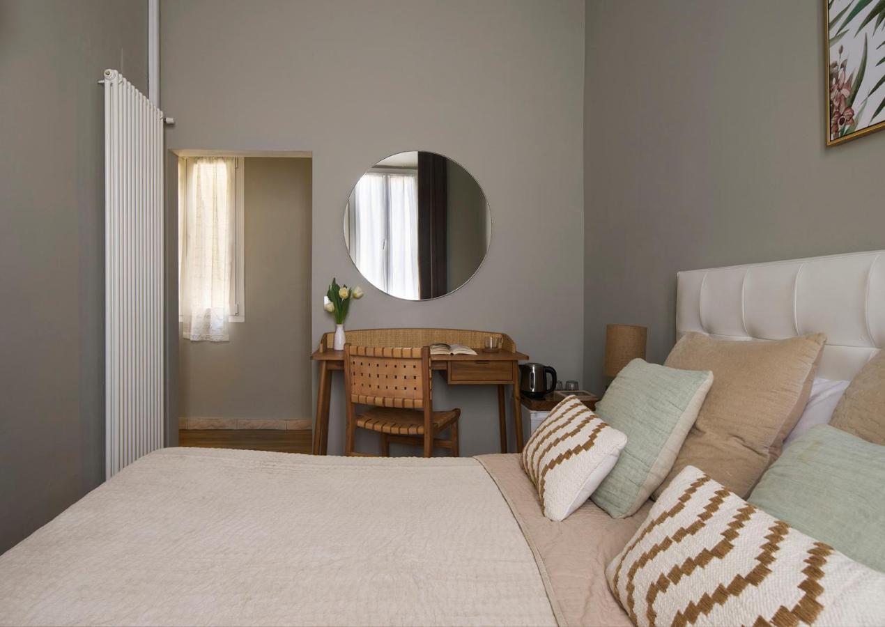 Double or Twin Room Private Bathroom