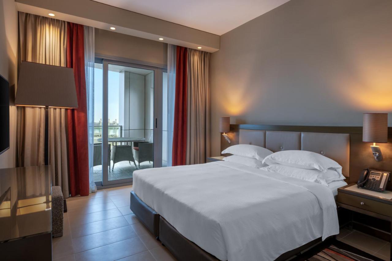 Three Bedroom Apartment Unlimited 03 Days Yas Park access per Adult below 11 Years