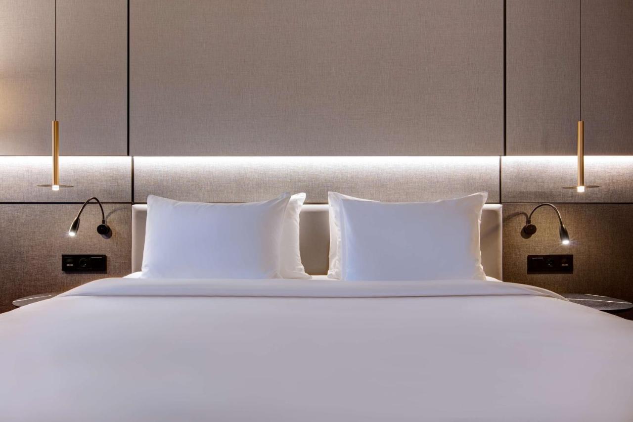 Superior Room Panoramic City View
