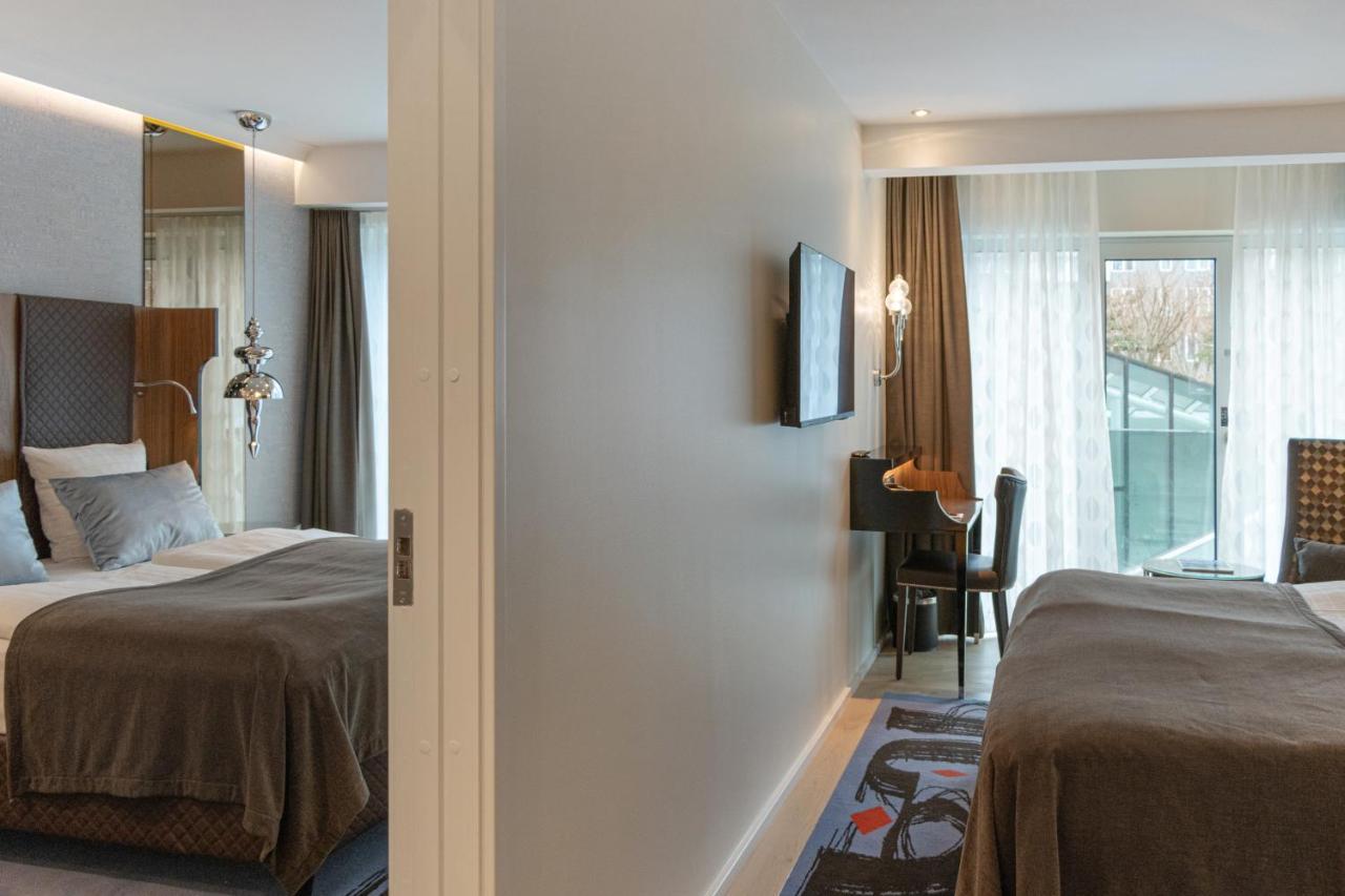 Interconnecting Room