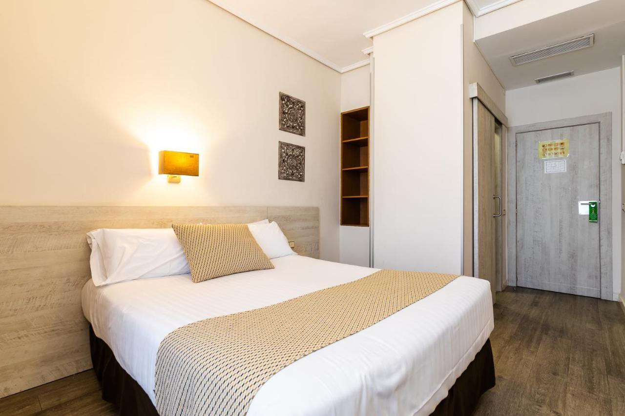 Camera Matrimoniale/Doppia con Letti Singoli