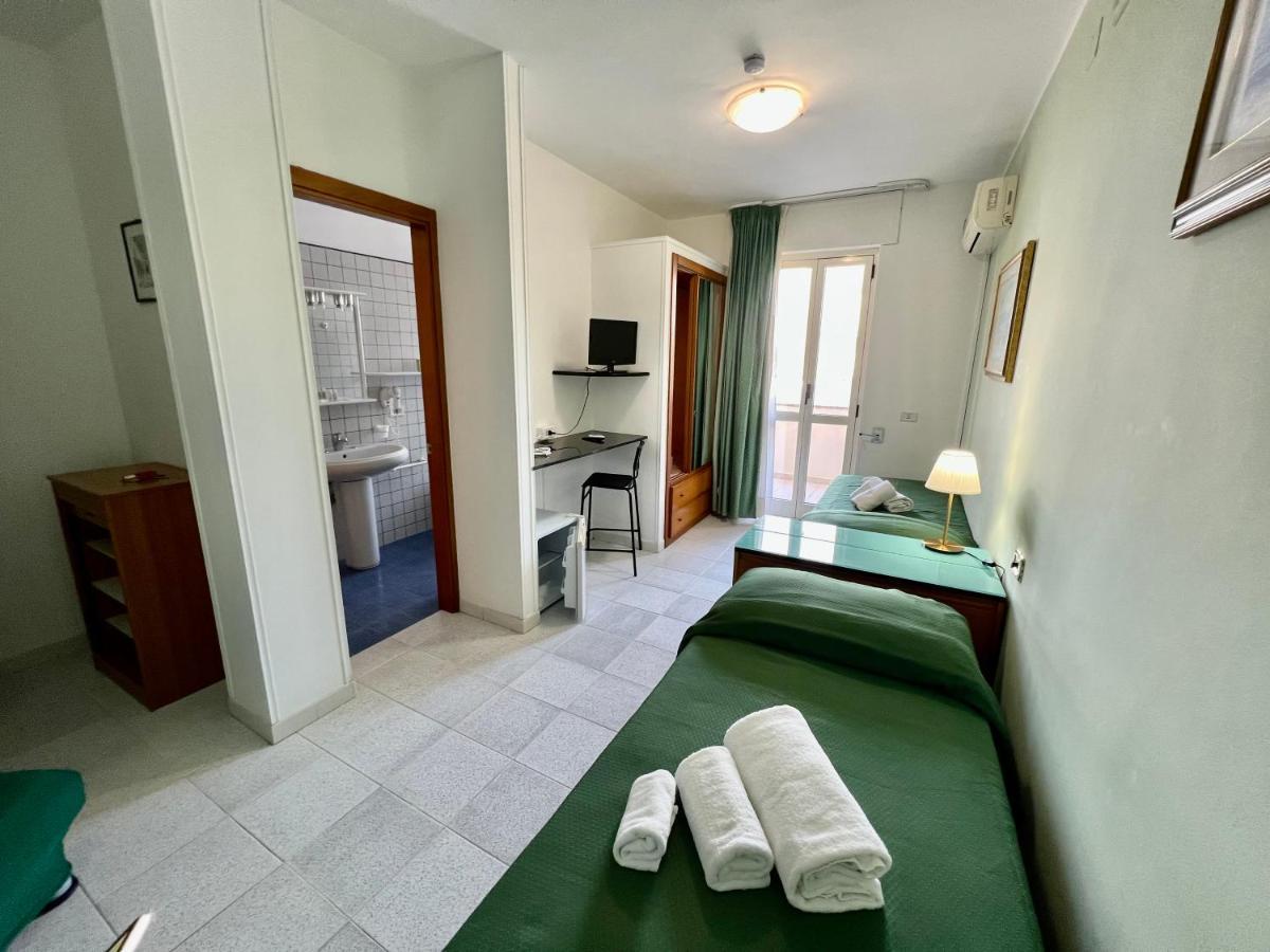 Camera Doppia con Letti Singoli con Balcone