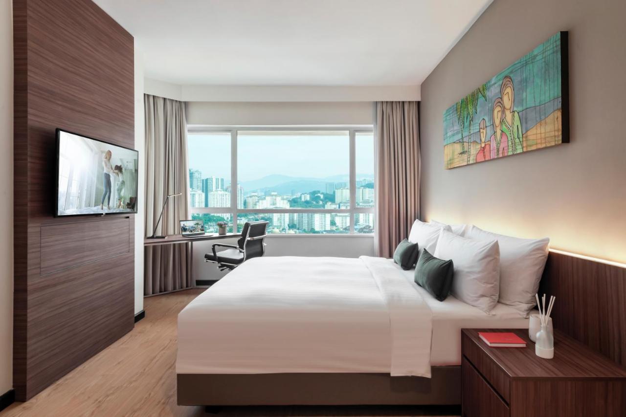 One-Bedroom Deluxe Corner
