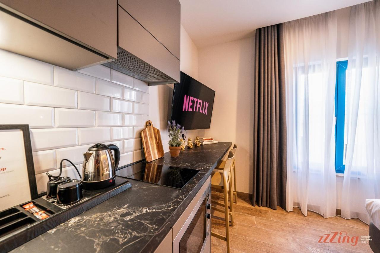 Standard Suite