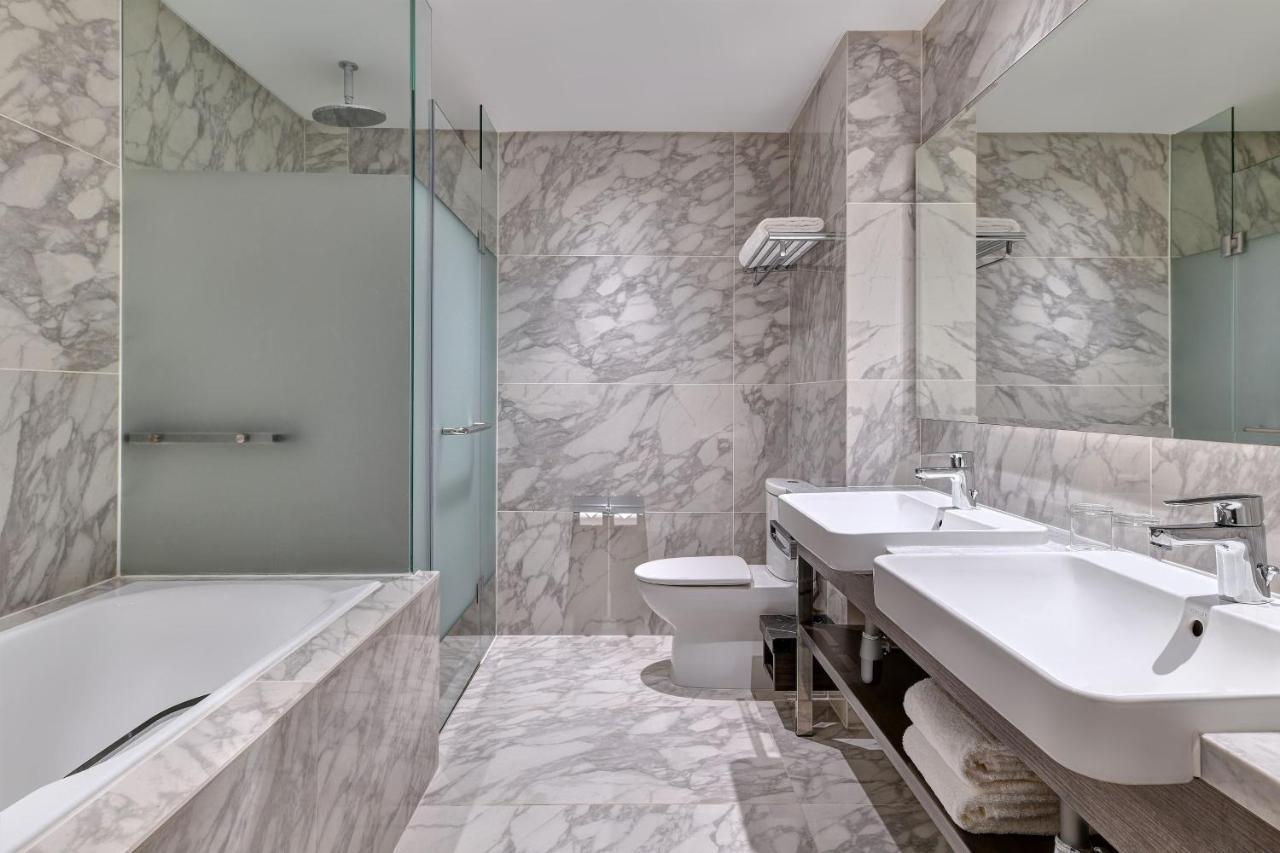 Two-Bedroom Skyline Suite
