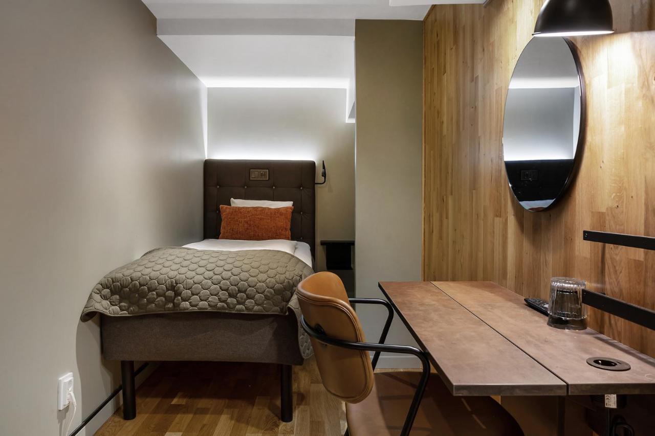 Single Room without Window
