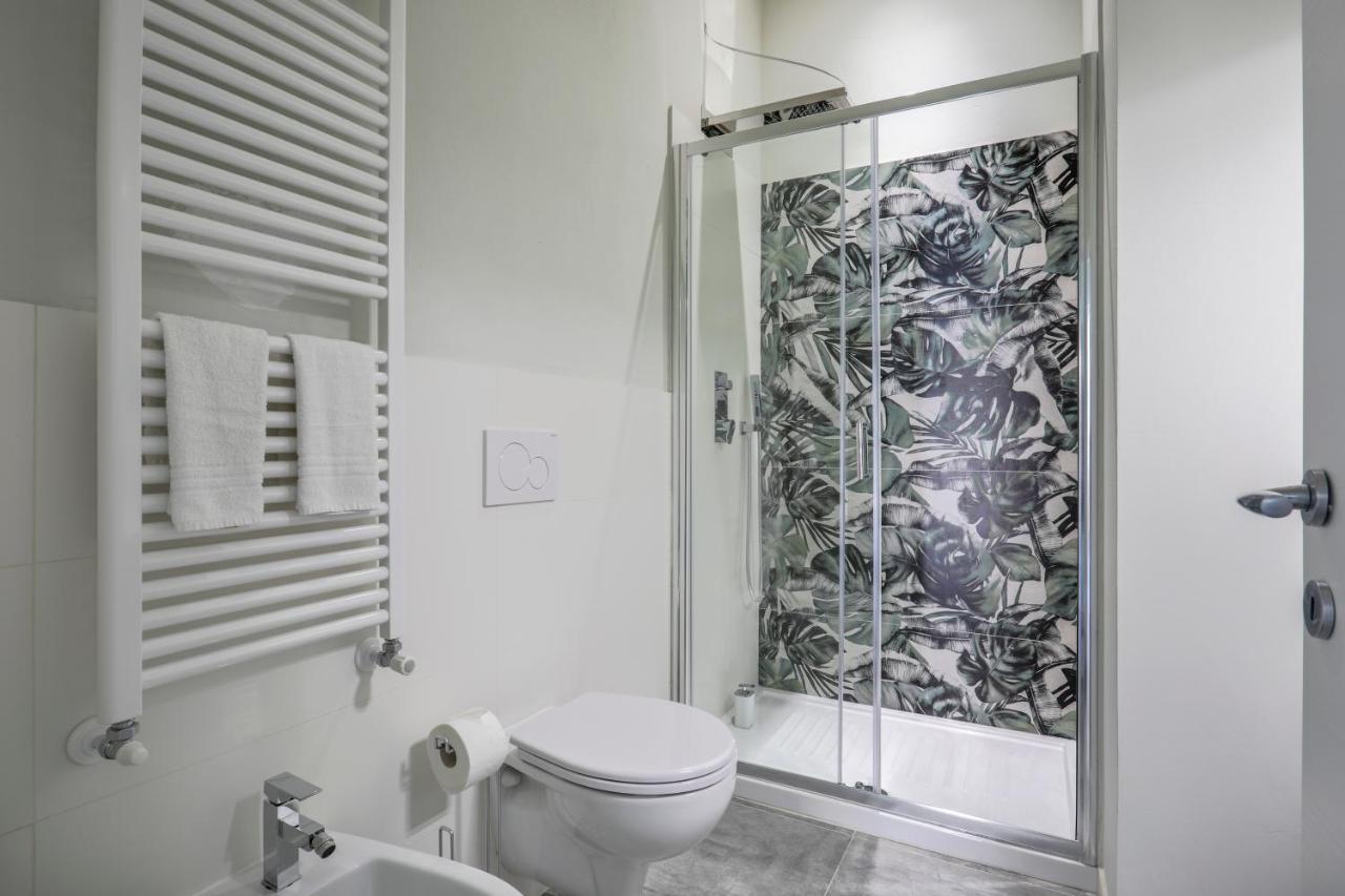 Camera Matrimoniale/Doppia con Letti Singoli con Bagno