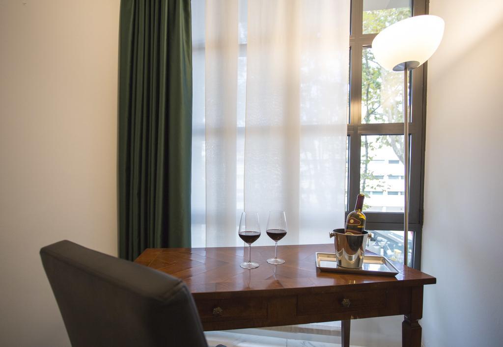 Deluxe Double Room,1498481131:JPEG