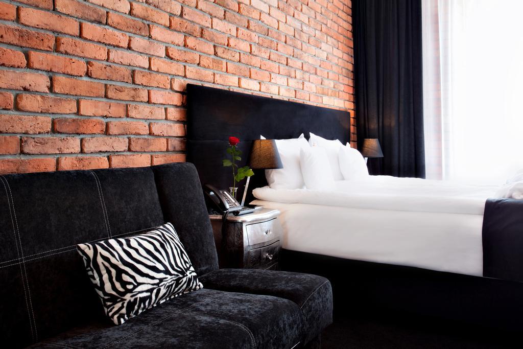 Junior Suite Main Market Square View