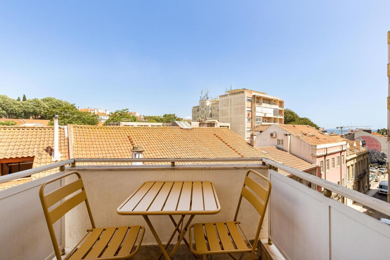 Deluxe Family Suite Balcony